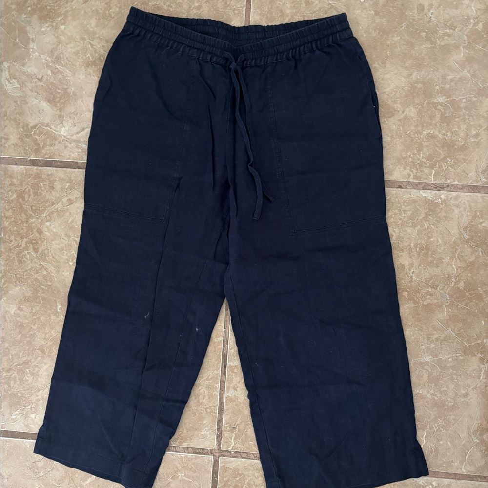 Neimman Marcus 100% linen navy blue Drawstring capris